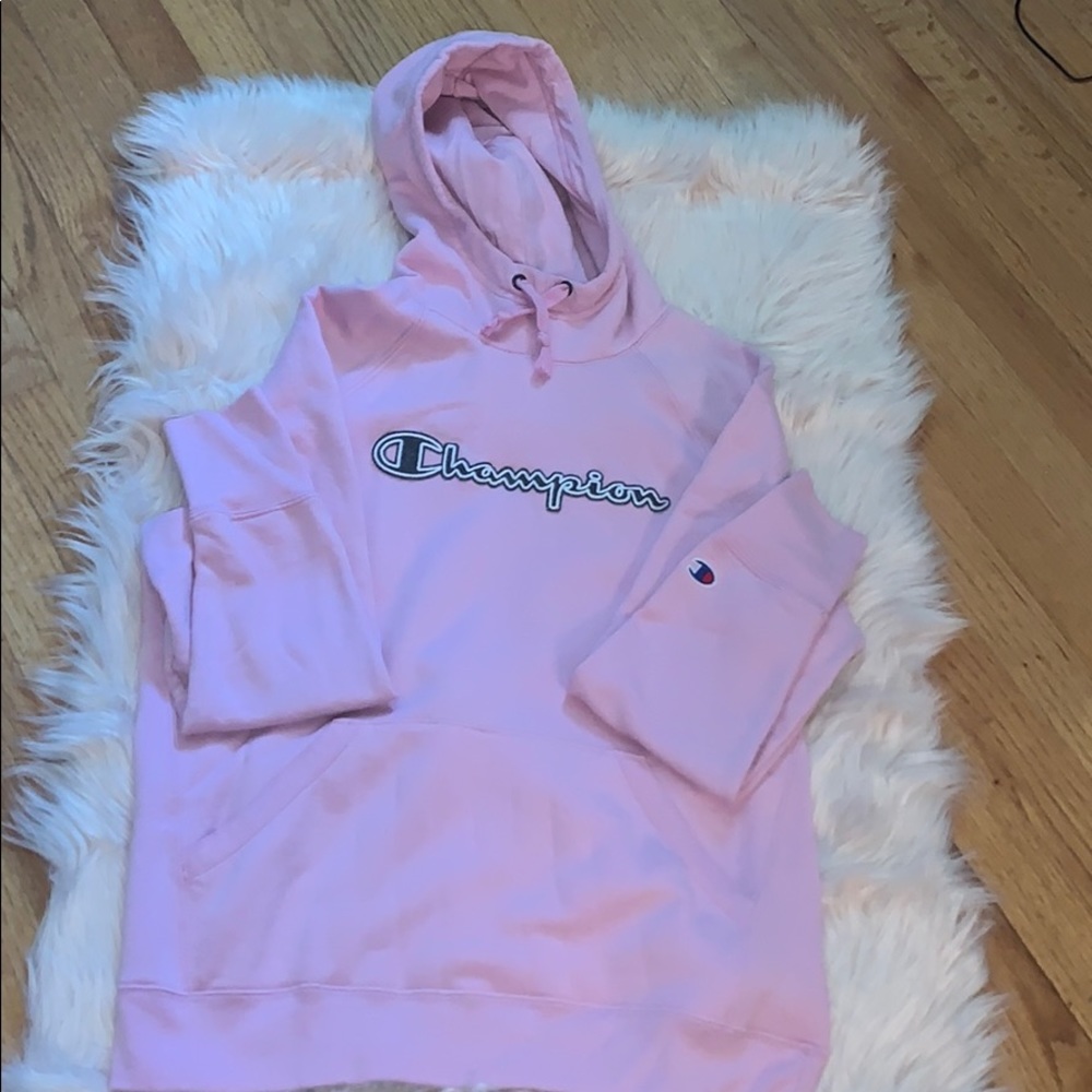 Champion Sweatshirt (Women’s)
